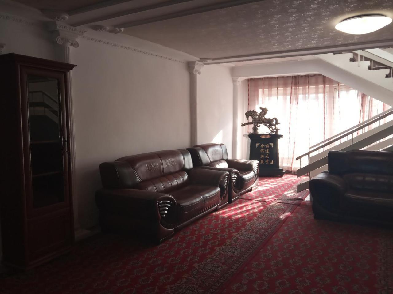 Panainn Hotel 阿拉木图 外观 照片